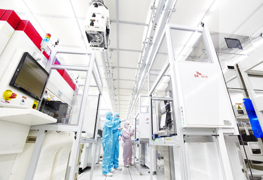 SK실트론 300㎜ 실리콘 웨이퍼 제조시설. SK실트론 제공